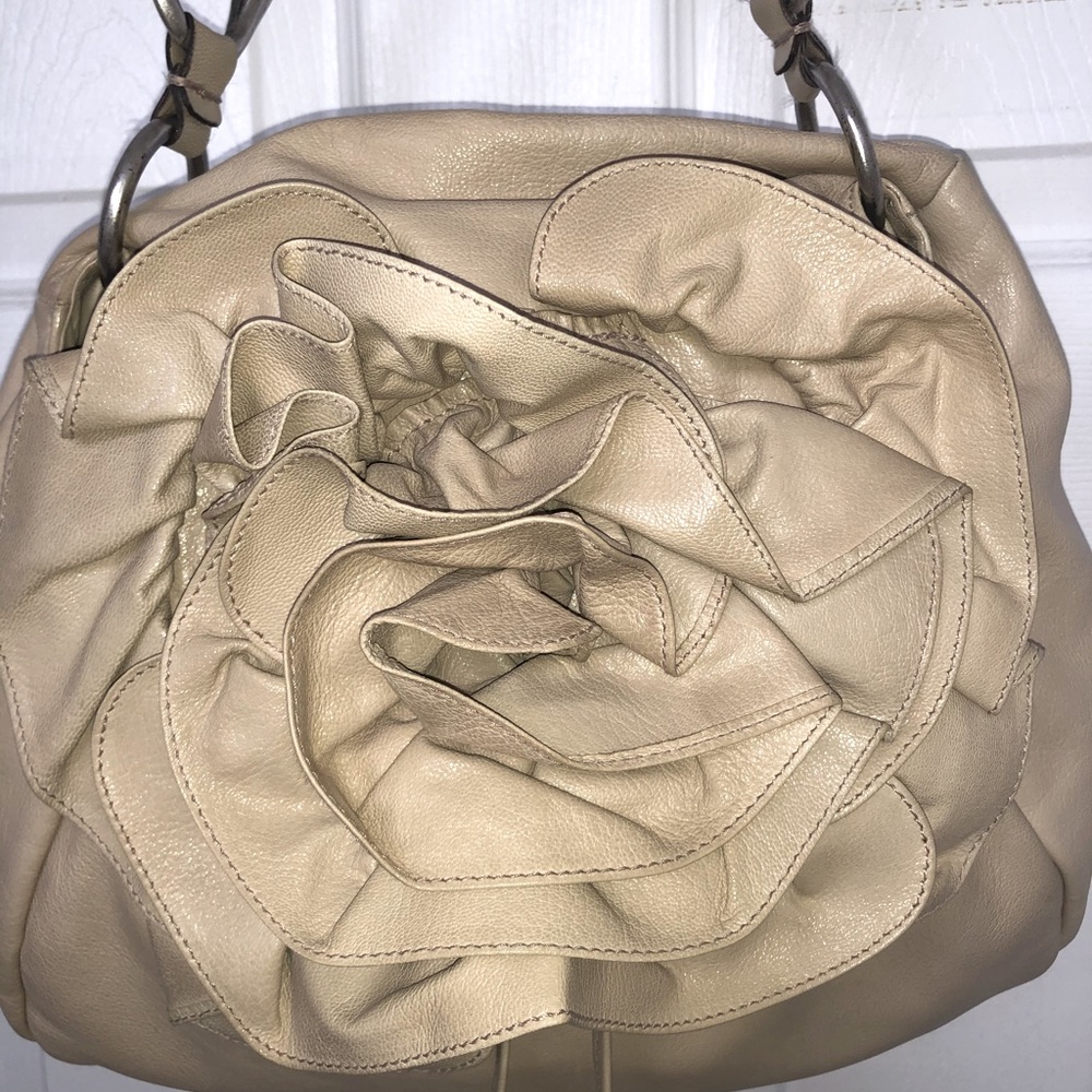 Yves Saint Laurent Shoulder bag